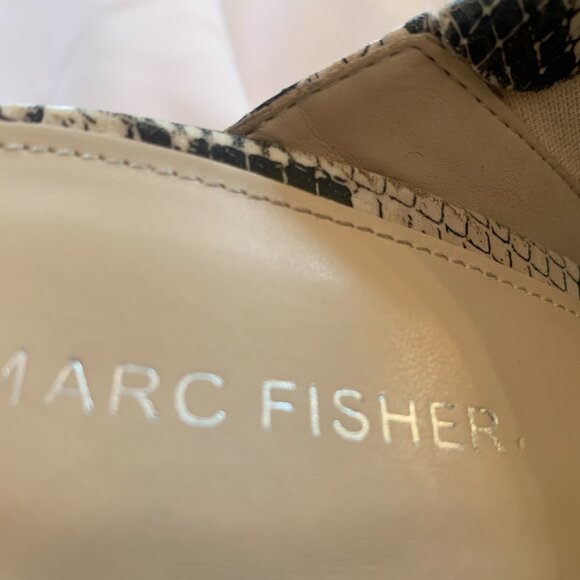 Ladies Marc Fisher  Hollen2 Snakeskin Wedges Size 10 - Picture 6 of 8